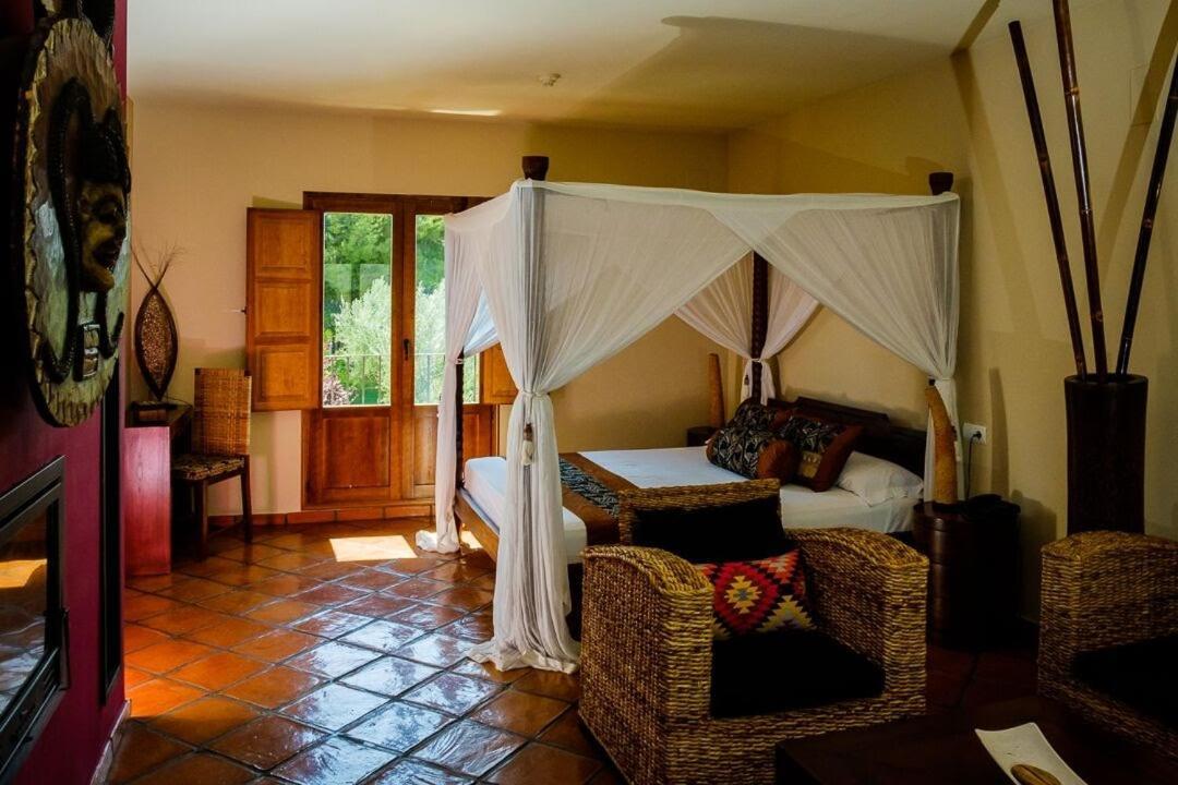 Masia Durba Hotel Castellnovo Екстериор снимка